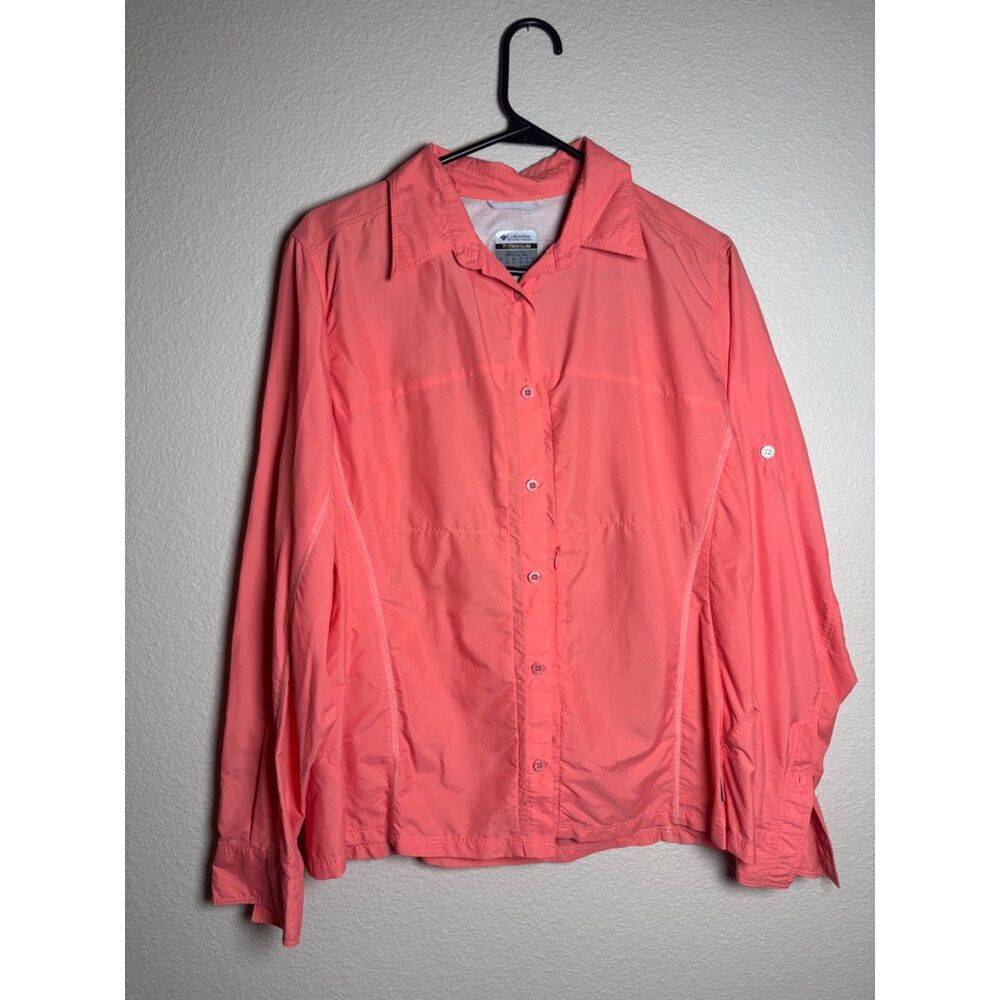 Columbia Womens Titanium Omni-Dry Silver Ridge Button Down Size Large hot pink